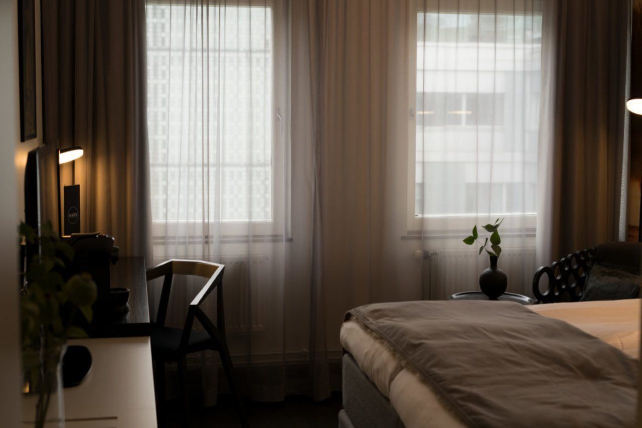 Hotel C