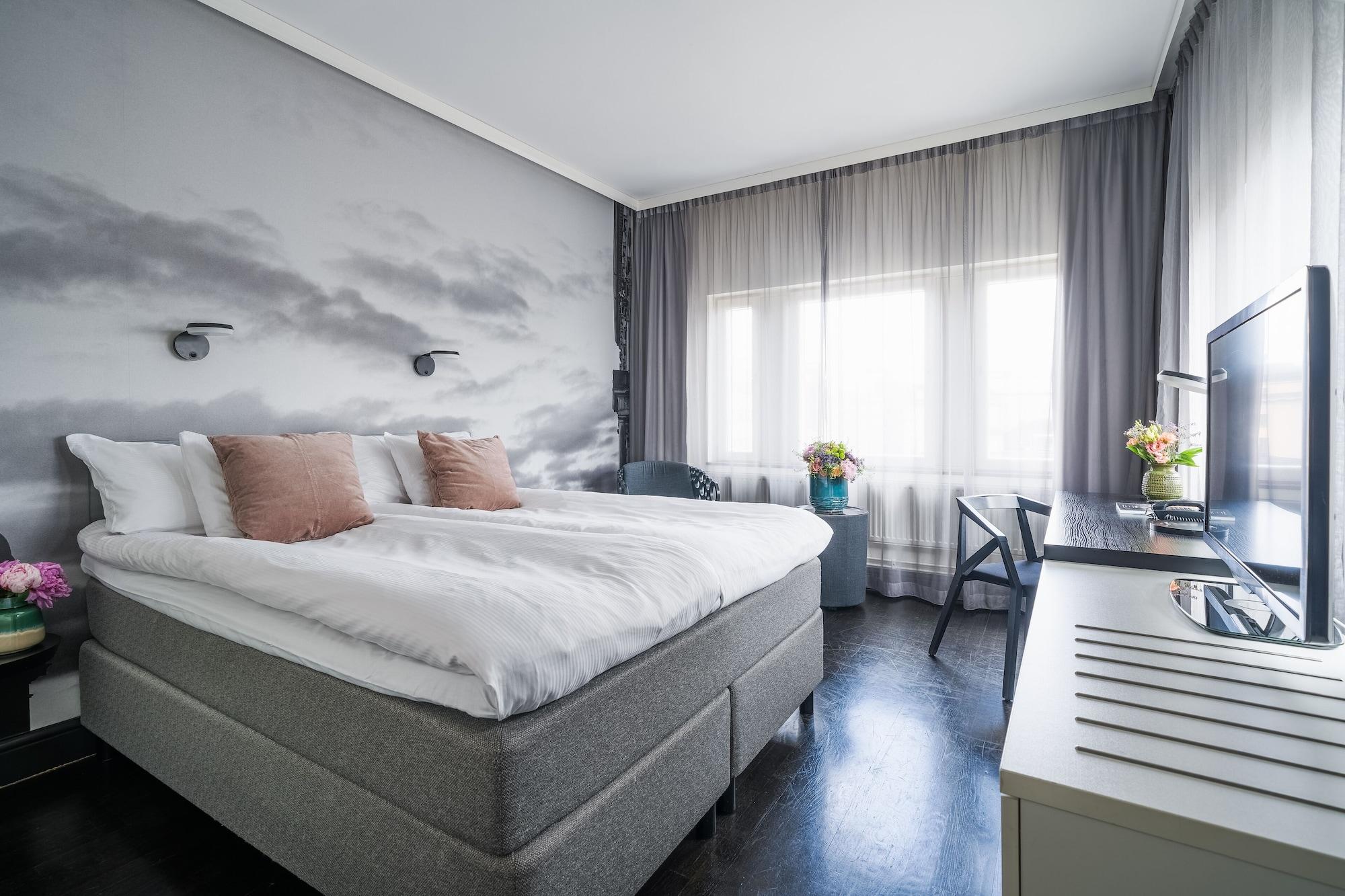 Hotelli C